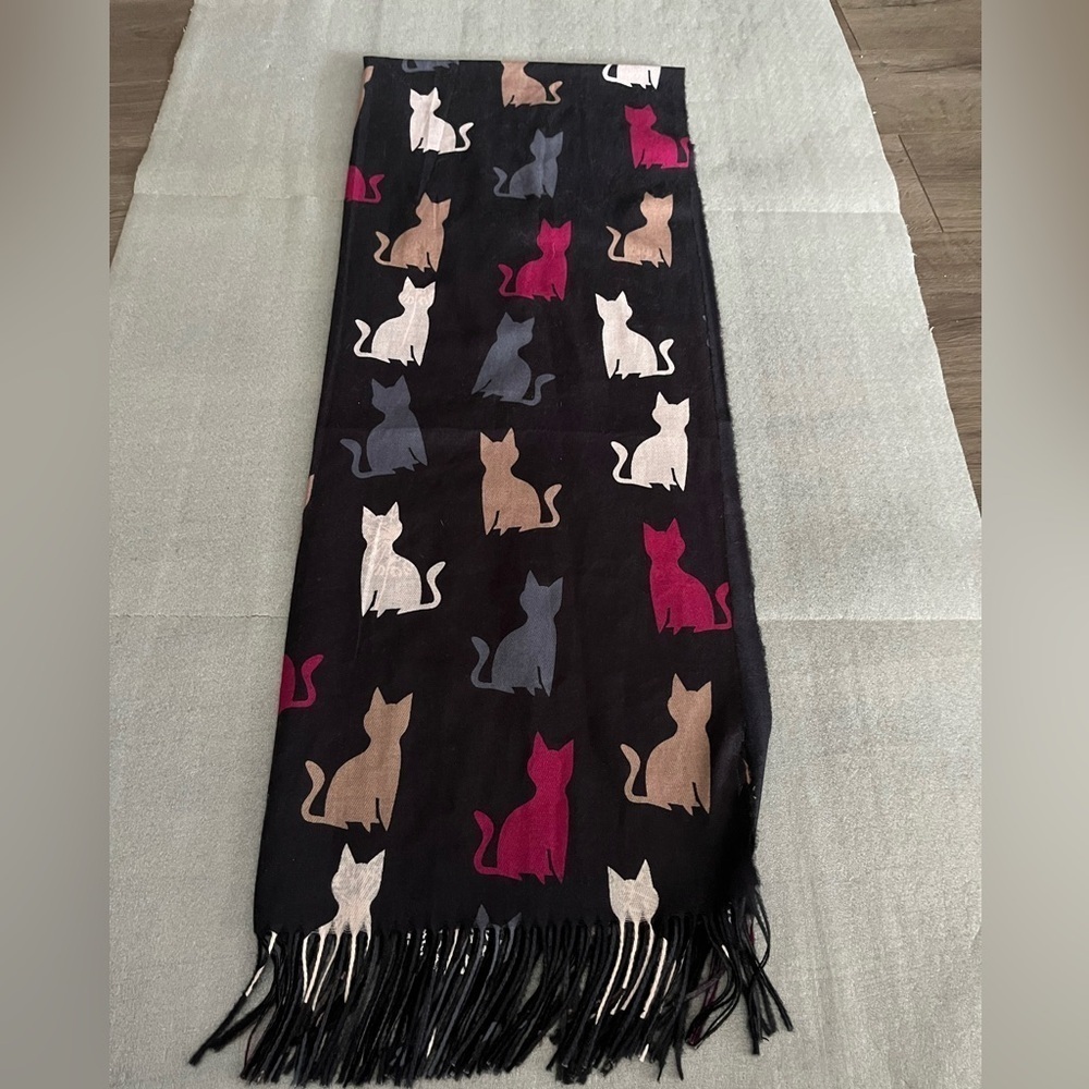 [Appr28*80”]Cashmere Viscose Blend Cat Floral Print Reversible Black Scarf NWOT